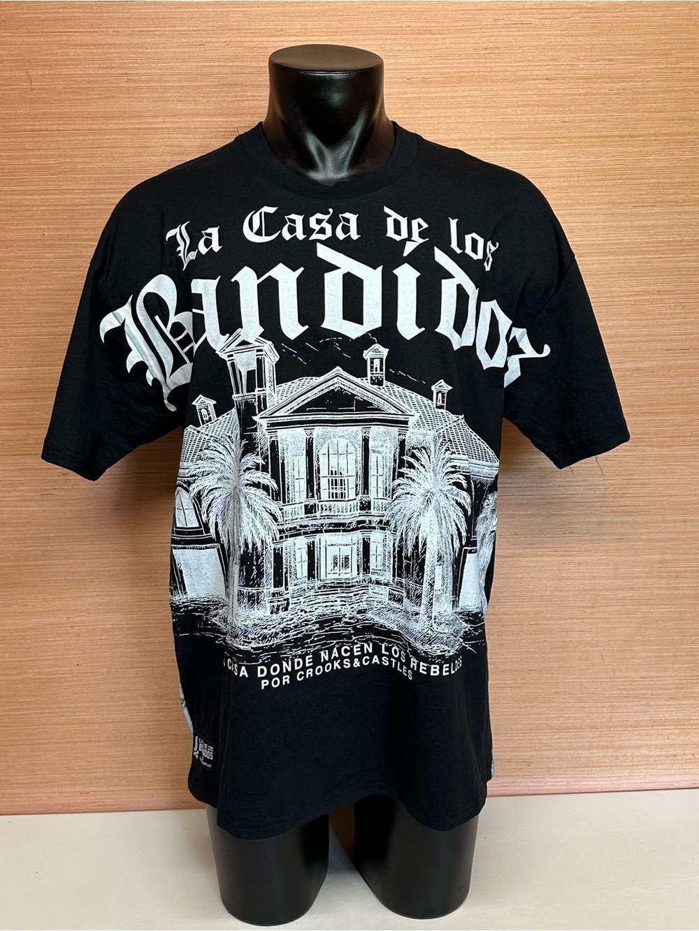 Crooks & Castles La Casa De Los Bandidos El Patron Pablo Escobar T Shirt X-Large